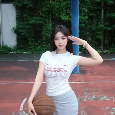 周磊